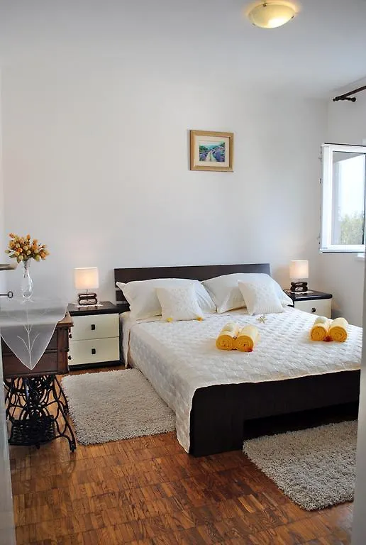 Fantastic Apartment Split