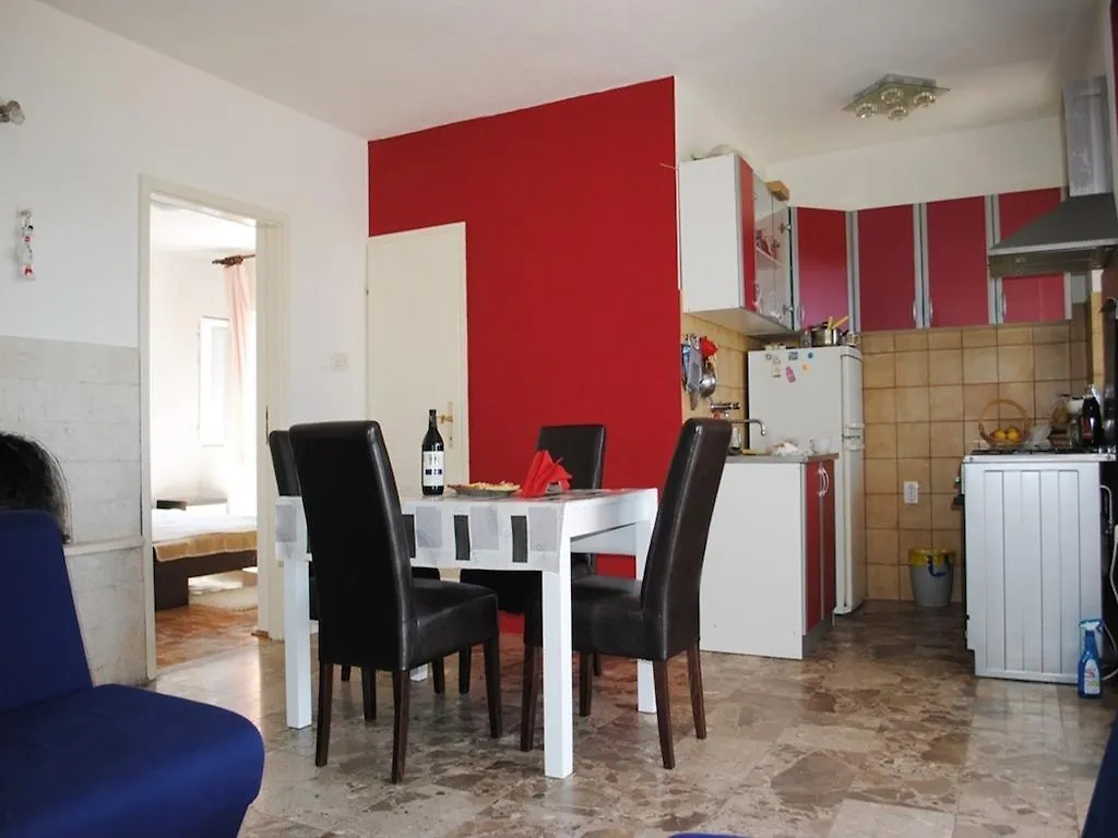 Fantastic Apartment Split